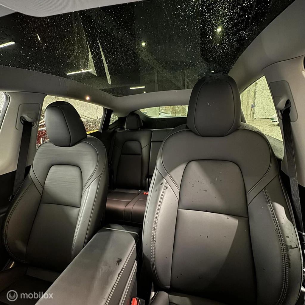 Tesla Model Y – foto 11