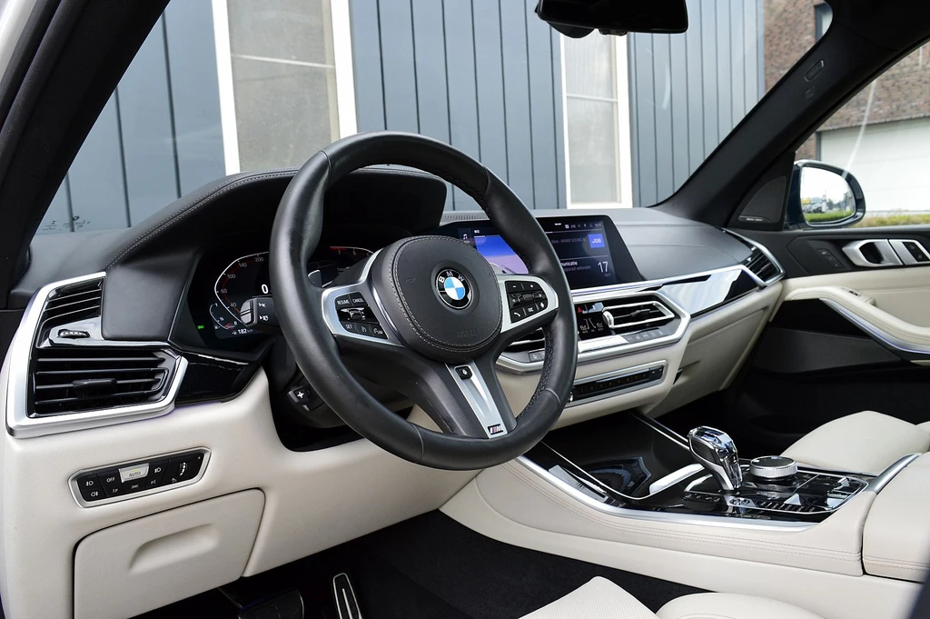 BMW X5 – foto 14
