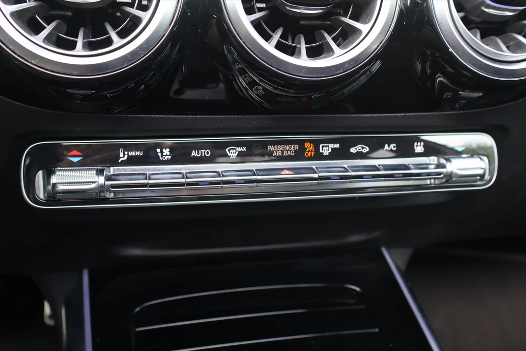 Mercedes-Benz EQA – foto 26