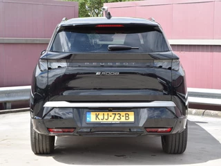 Peugeot e-5008 – thumbnail 3
