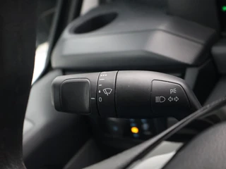 Ford Transit Custom – thumbnail 21
