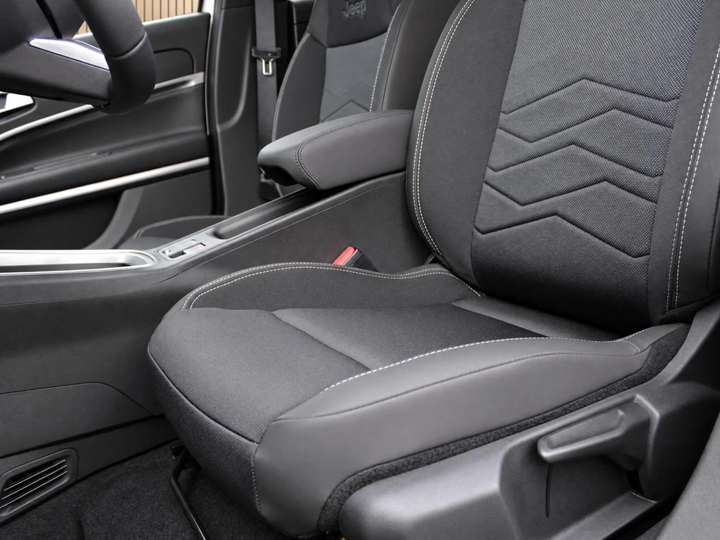 Jeep Avenger – foto 13