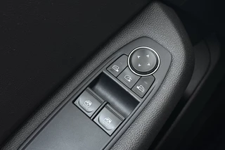 Renault Clio – thumbnail 16
