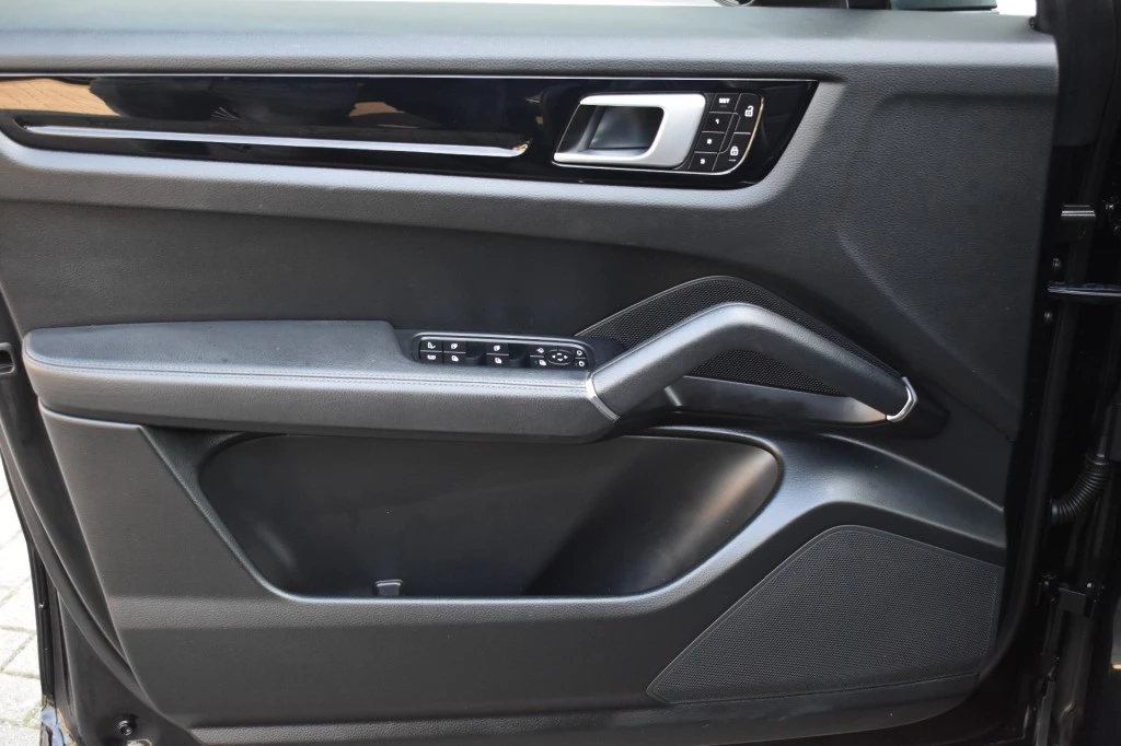 Porsche Cayenne – foto 24