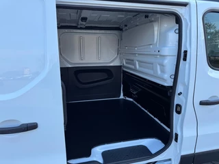 Renault Trafic – thumbnail 9