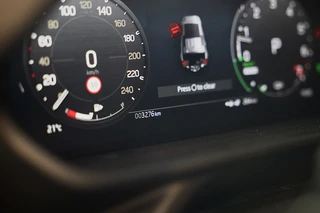 Land Rover Defender – thumbnail 24