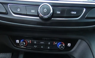 Opel Insignia – thumbnail 16