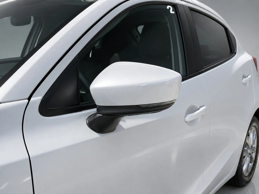 Mazda 2 – foto 12