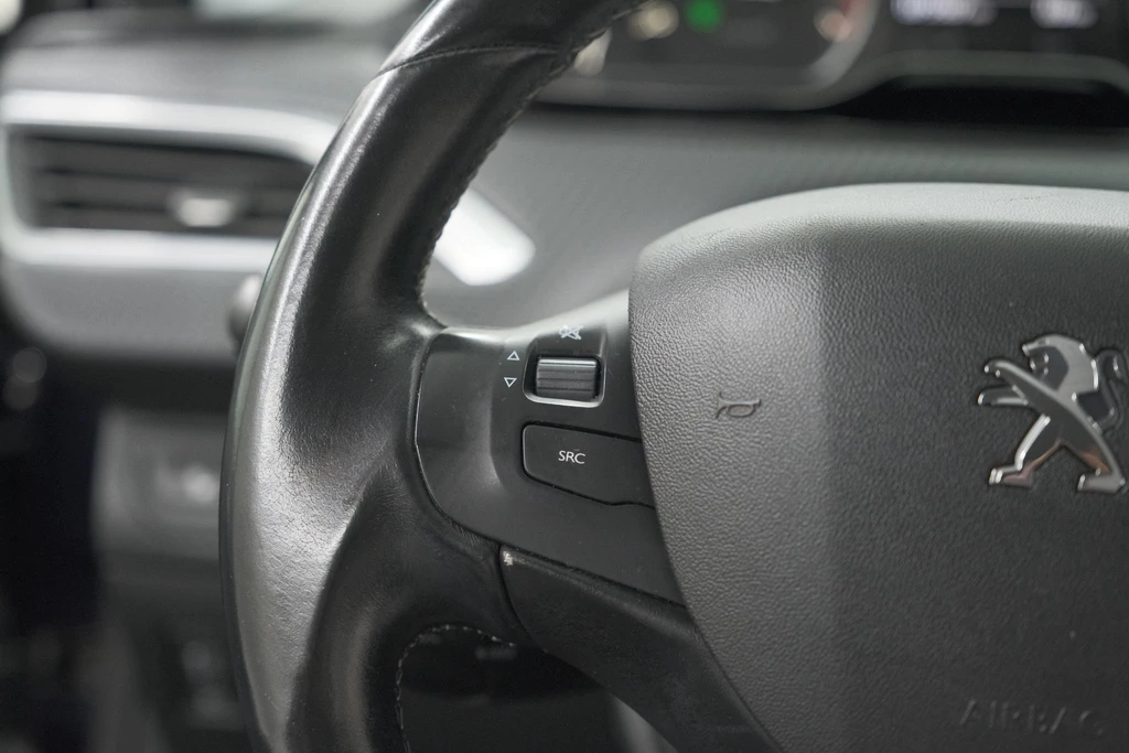 Peugeot 208 – foto 42