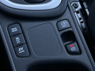 Toyota Yaris – thumbnail 25