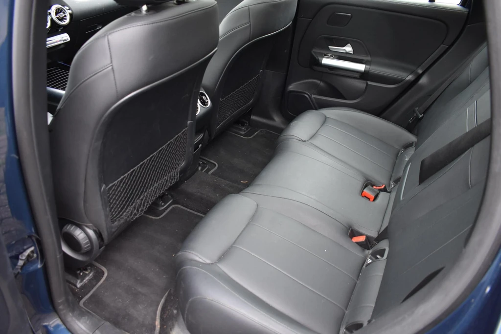 Mercedes-Benz EQA – foto 14