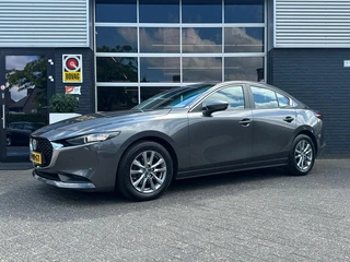 Mazda 3 – thumbnail 1