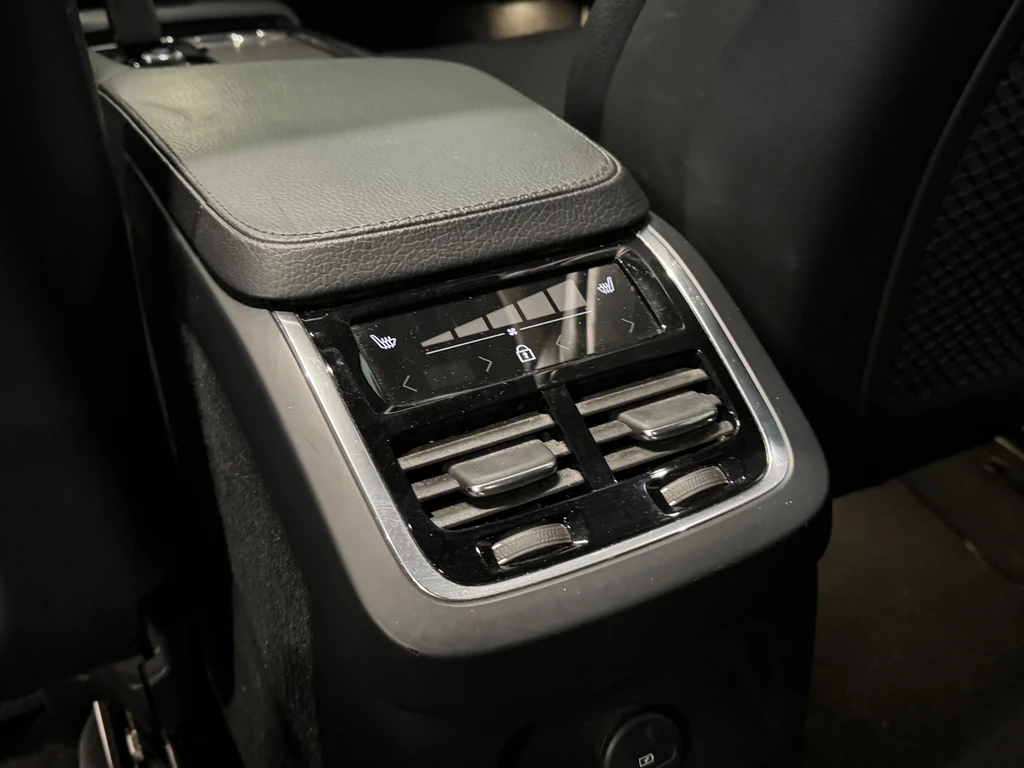 Volvo XC90 – foto 23