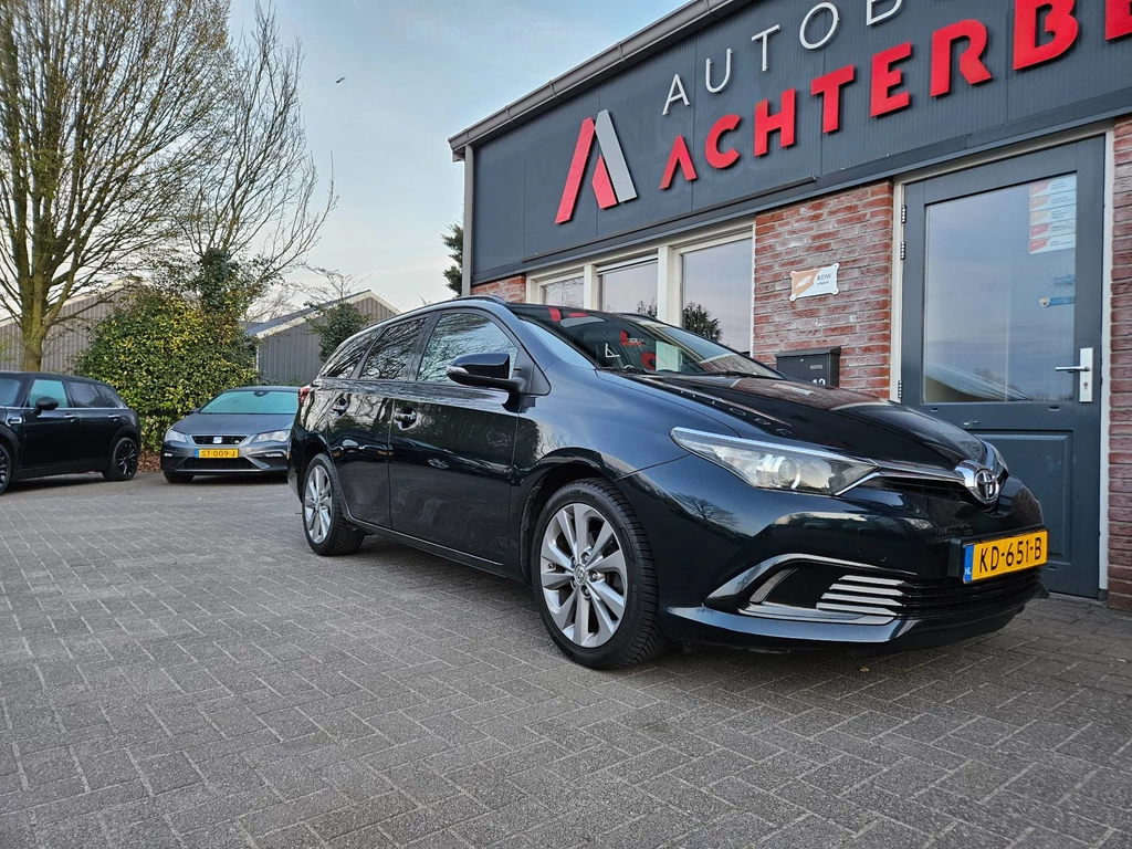 Toyota Auris – foto 8