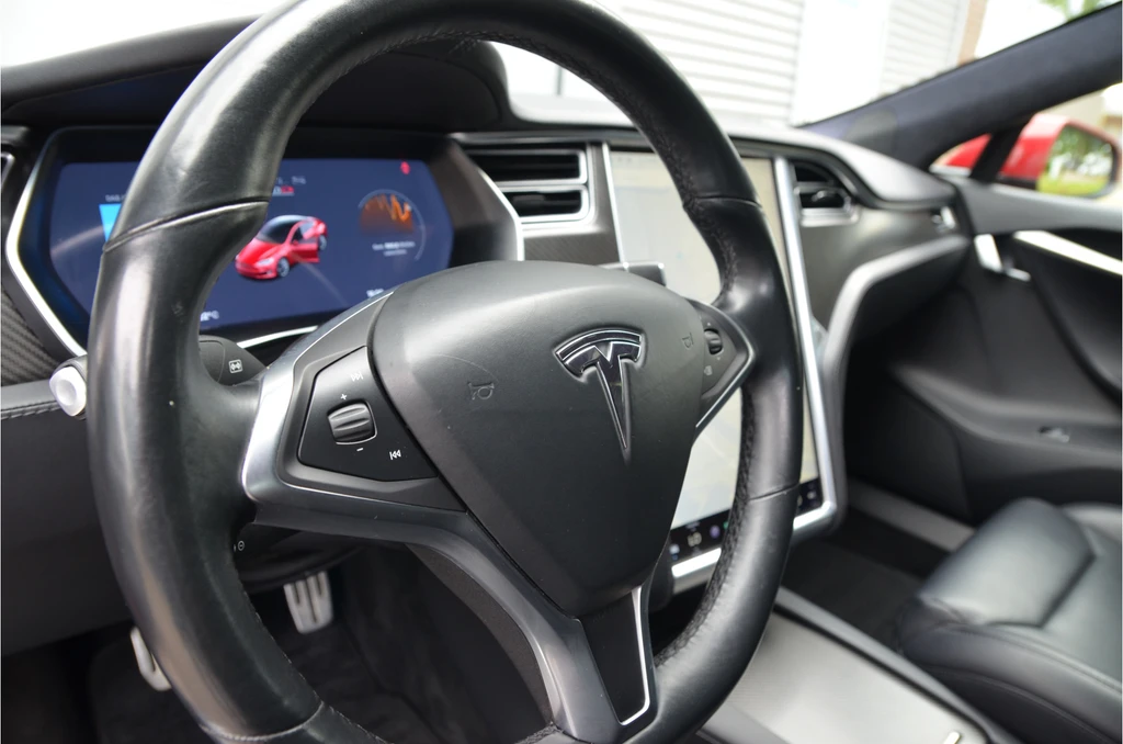 Tesla Model S – foto 15