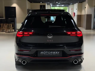 Volkswagen Golf – thumbnail 4
