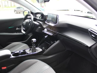 Peugeot 208 – thumbnail 15