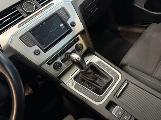 Volkswagen Passat – thumbnail 22