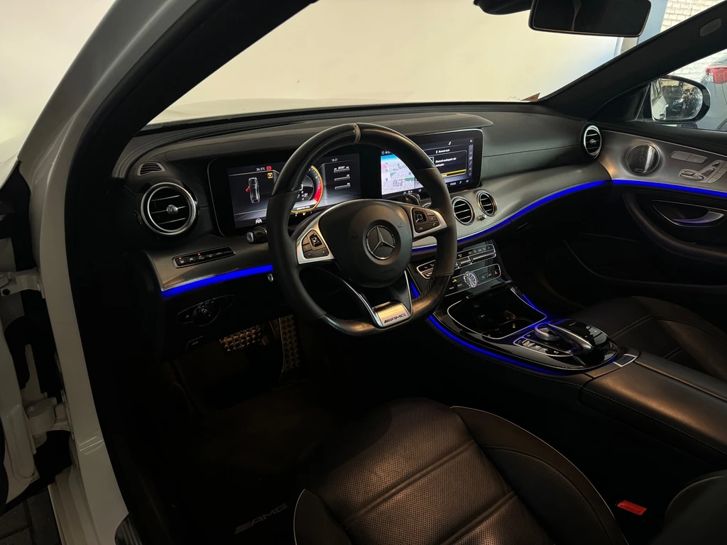 Mercedes-Benz E-Klasse – foto 9