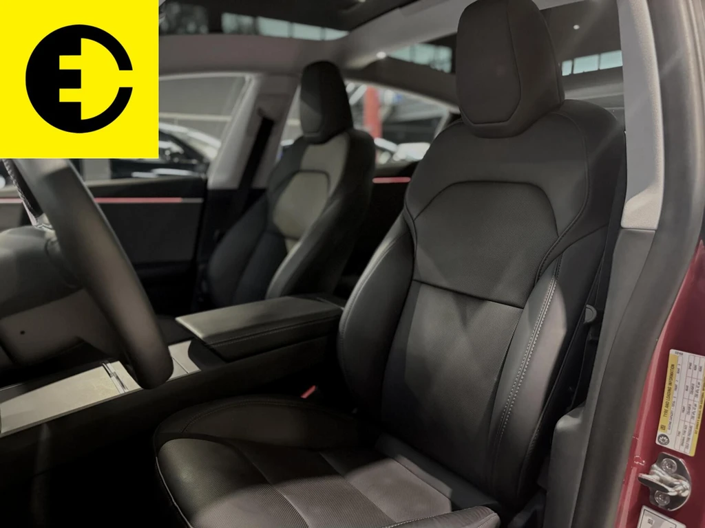 Tesla Model 3 – foto 12