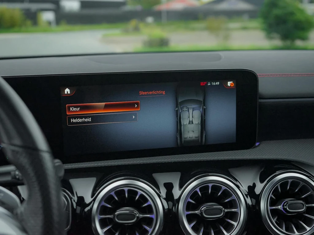 Mercedes-Benz CLA – foto 38