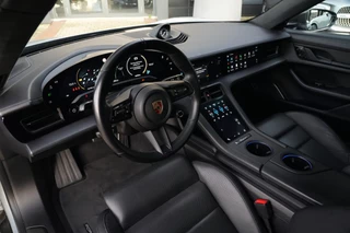 Porsche Taycan – thumbnail 14
