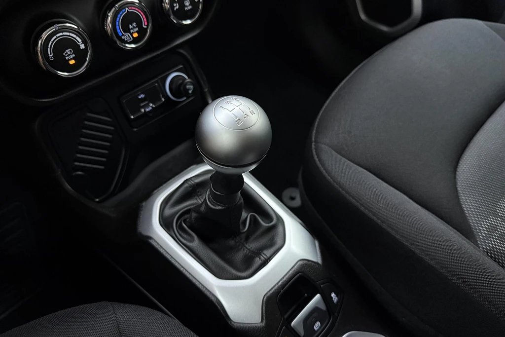 Jeep Renegade – foto 22