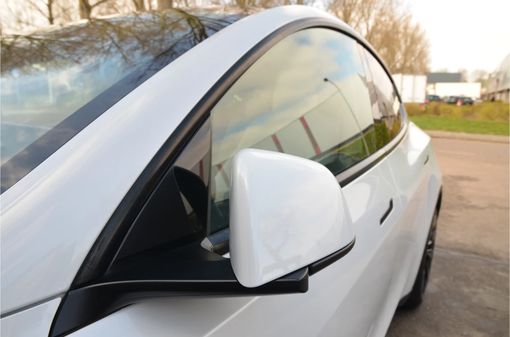 Tesla Model Y – foto 29