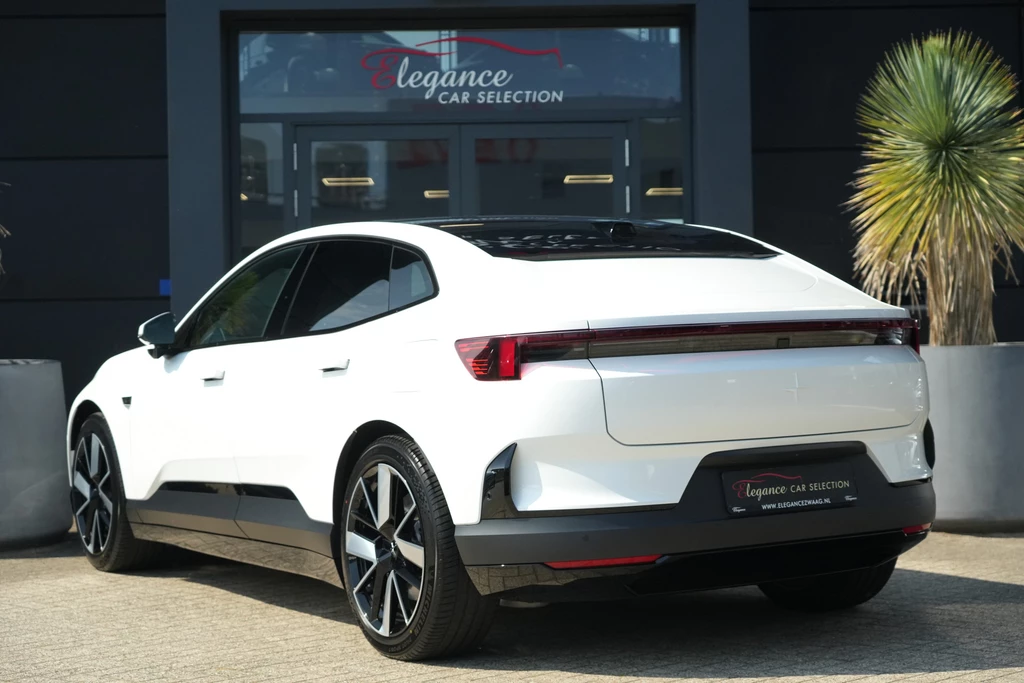 Polestar 4 – foto 2