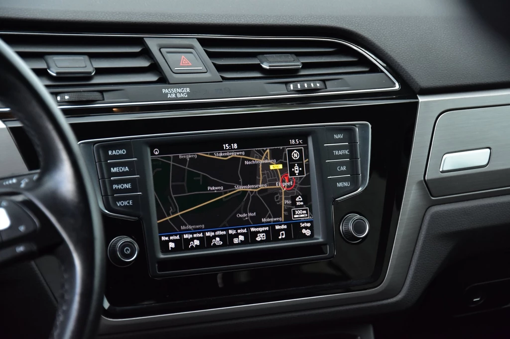 Volkswagen Touran – foto 16