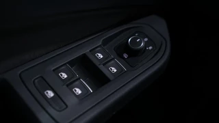 Volkswagen Golf – thumbnail 25