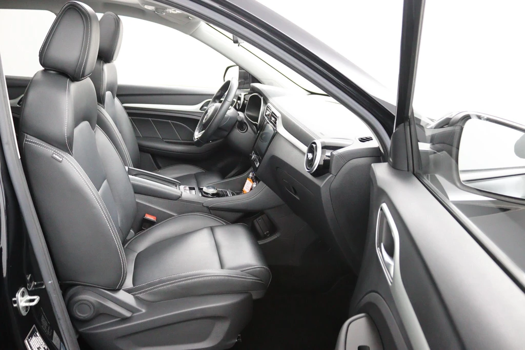 MG ZS EV – foto 22