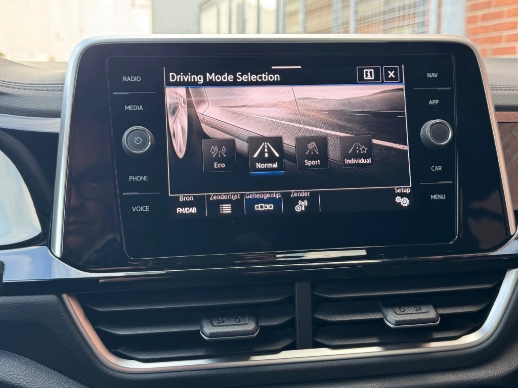 Volkswagen T-Roc – foto 42