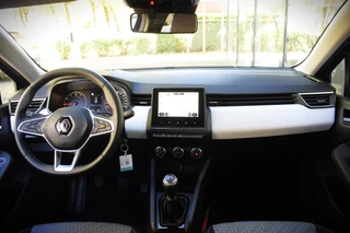 Renault Clio – thumbnail 17