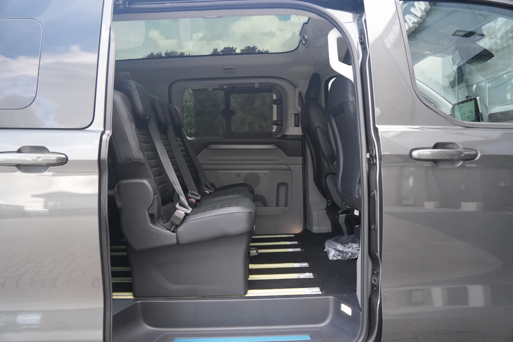Ford Tourneo Custom – foto 44