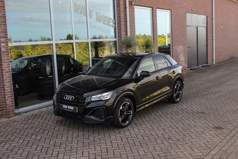 Audi Q2 30 TFSI S Edition S-Line | 1e eigenaar | NL auto | 18 inch | LED | Camera | Sport | Cruise control | Sound system | Sfeerverlichting | Stoelverwarming | Climate control |