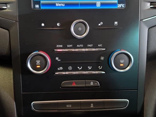 Renault Mégane Estate – thumbnail 23