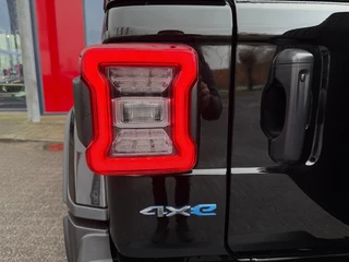 Jeep Wrangler – thumbnail 7