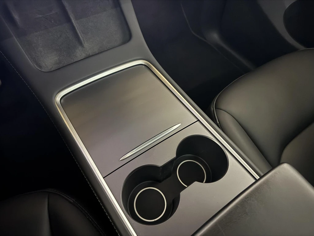 Tesla Model Y – foto 56