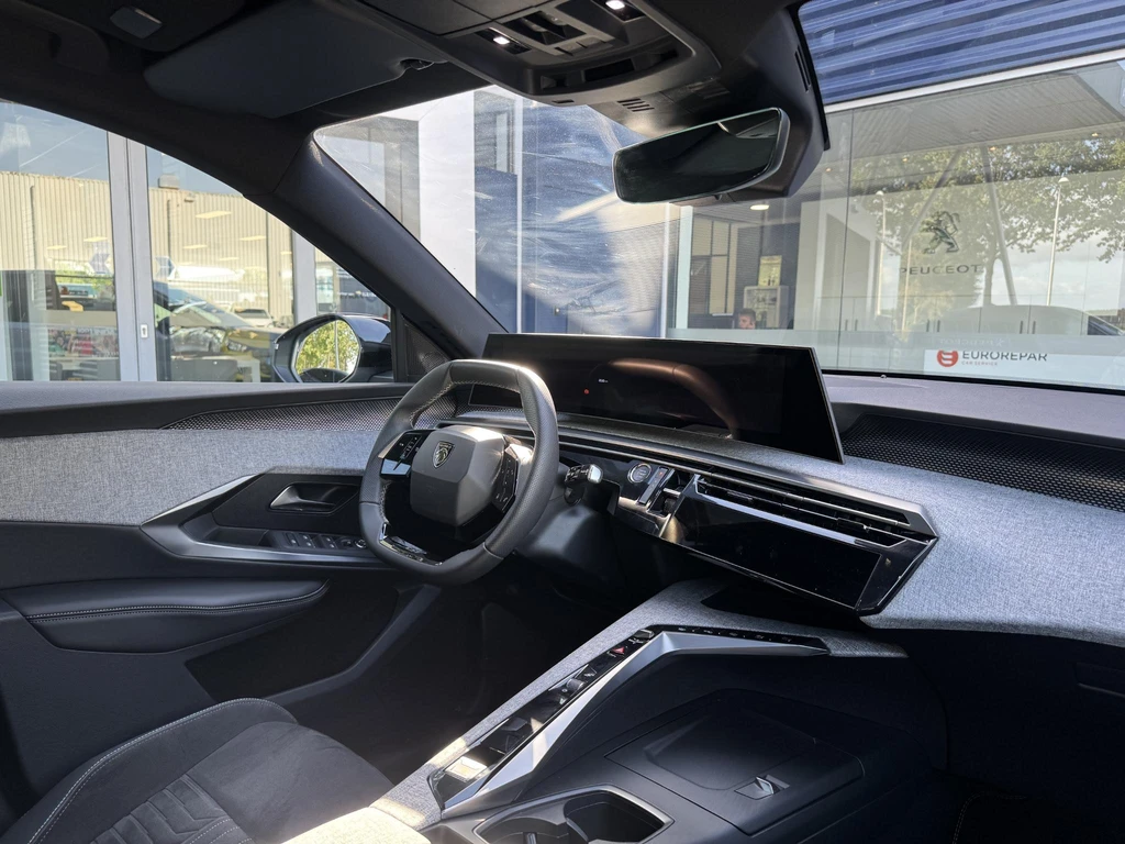 Peugeot e-3008 – foto 11