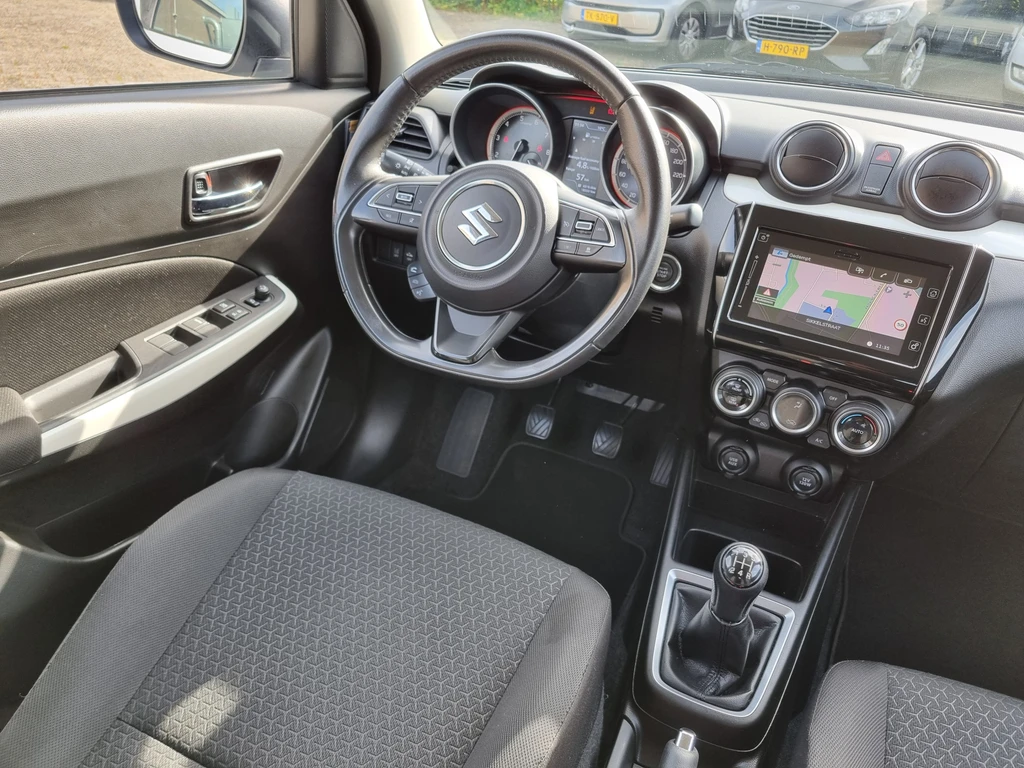 Suzuki Swift – foto 15