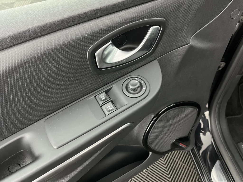 Renault Clio – foto 21
