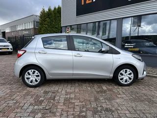 Toyota Yaris – thumbnail 9