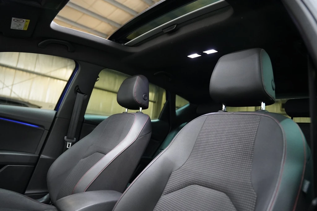 SEAT Leon – foto 16
