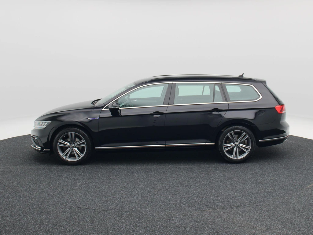 Volkswagen Passat – foto 2