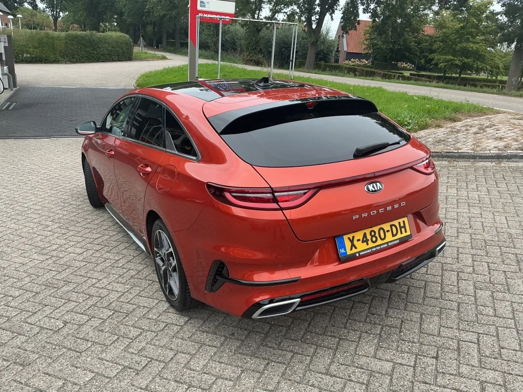 Kia ProCeed – foto 2