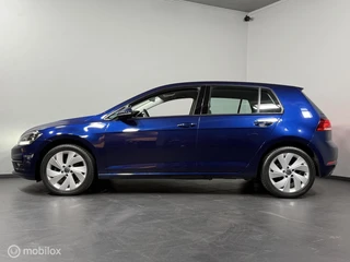 Volkswagen Golf – thumbnail 8
