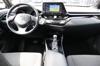 Toyota C-HR – thumbnail 11