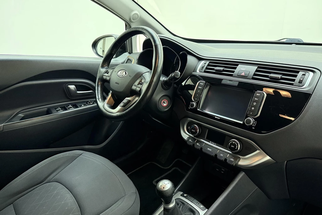Kia Rio – foto 15