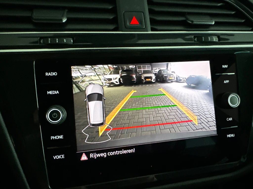 Volkswagen Tiguan – foto 18
